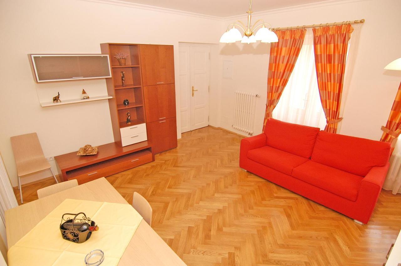 Residence La Familia Prága Kültér fotó