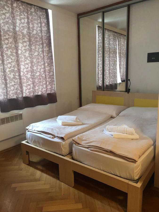 Residence La Familia Prága Kültér fotó