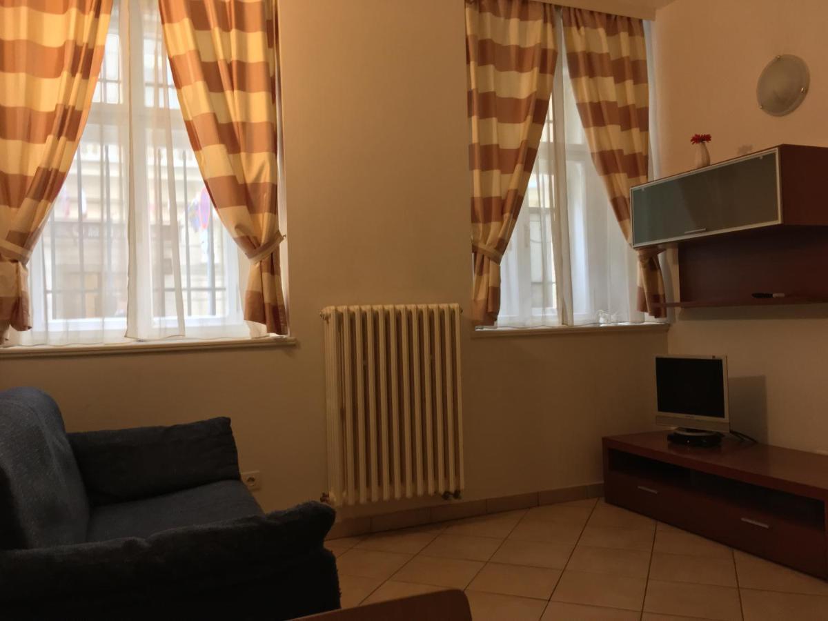 Residence La Familia Prága Kültér fotó